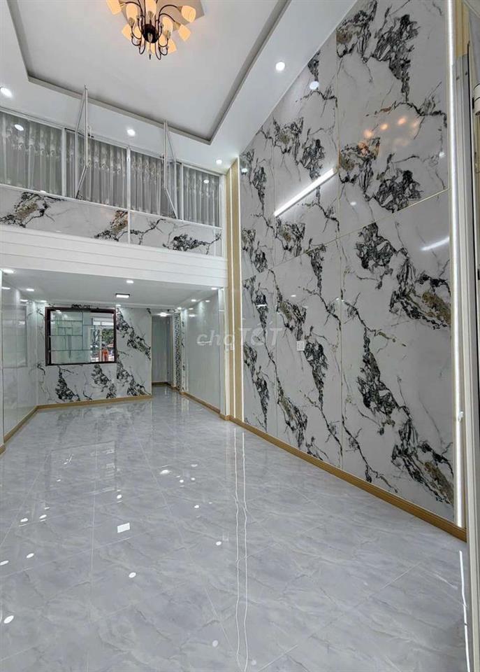 cần cho thuê nhà mặt tiền đường phạm văn đồng gần gigamall