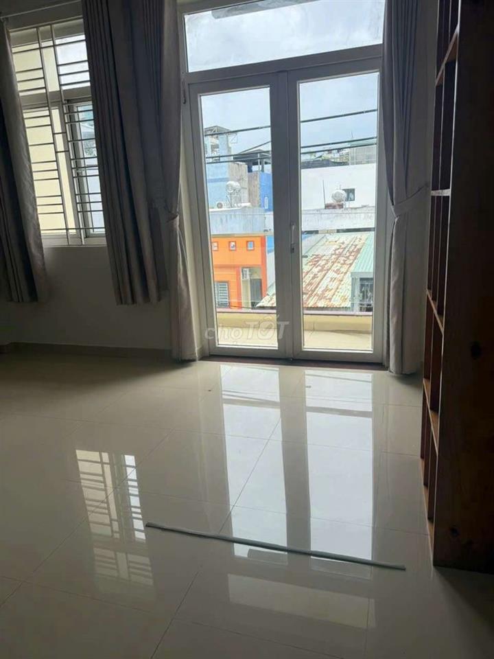 cần cho thuê phòng gần đại học kinh tê luật