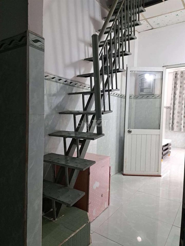 cần cho thuê nhà nguyên căn.3phong ngủ linh đông