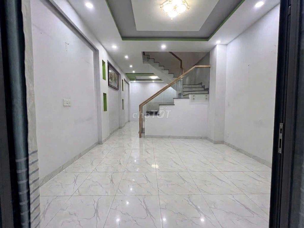cần cho thuê căn hộ .full nội thất.khu hồng long.hiệp bình