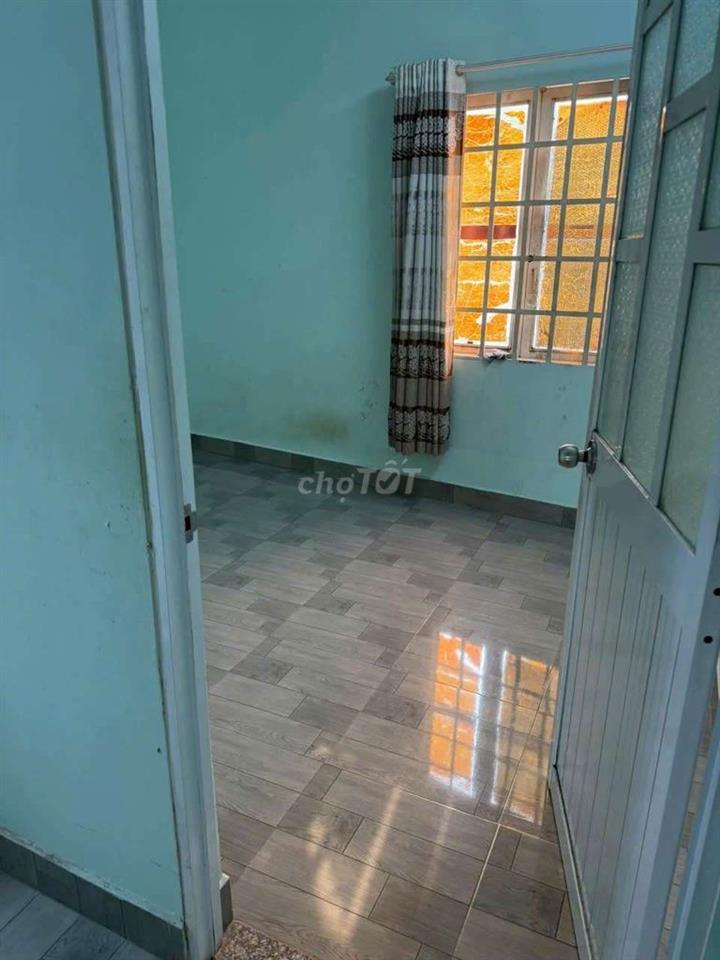 cần cho thuê nhà nguyên căn gân phạm văn đồng