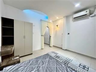 Căn hộ 1pn riêng mặt tiền Tân Sơn
