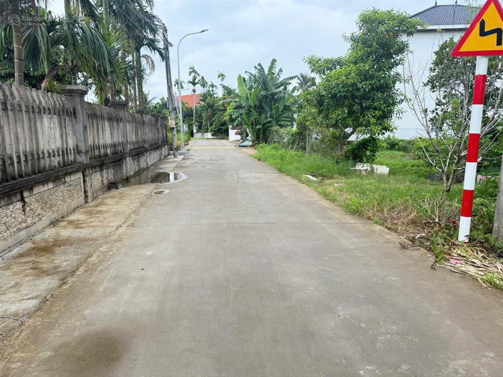 Chính chủ em bán lô đất siêu phẩm trục đg thôn 6m tuyến 2 đg 361  lão phong tân phong  kiến thụy.