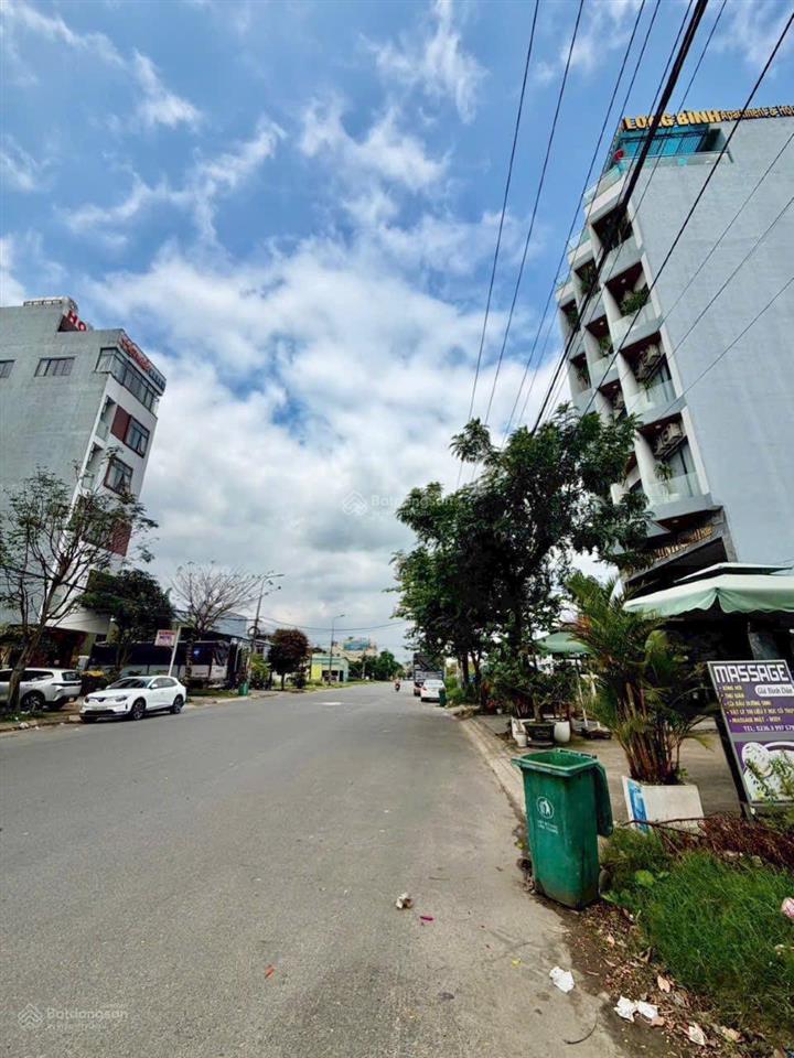 Bán lô đất đẹp 187,5m2 đường 15m bàu mạc 23 cách biển tầm 300m thích hợp đầu tư