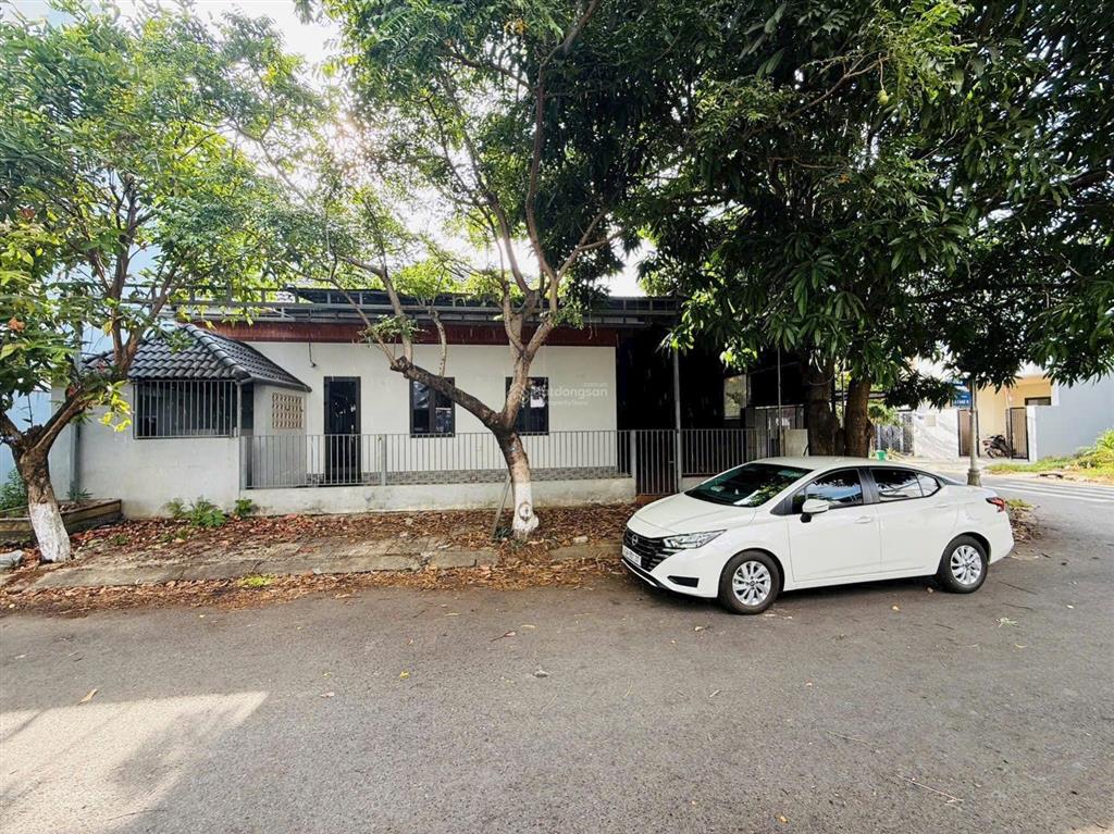 Bán lô góc đẹp đường trần quý khoách và hoà minh 18 ngay trung tâm khu vực liên chiểu, gần biển