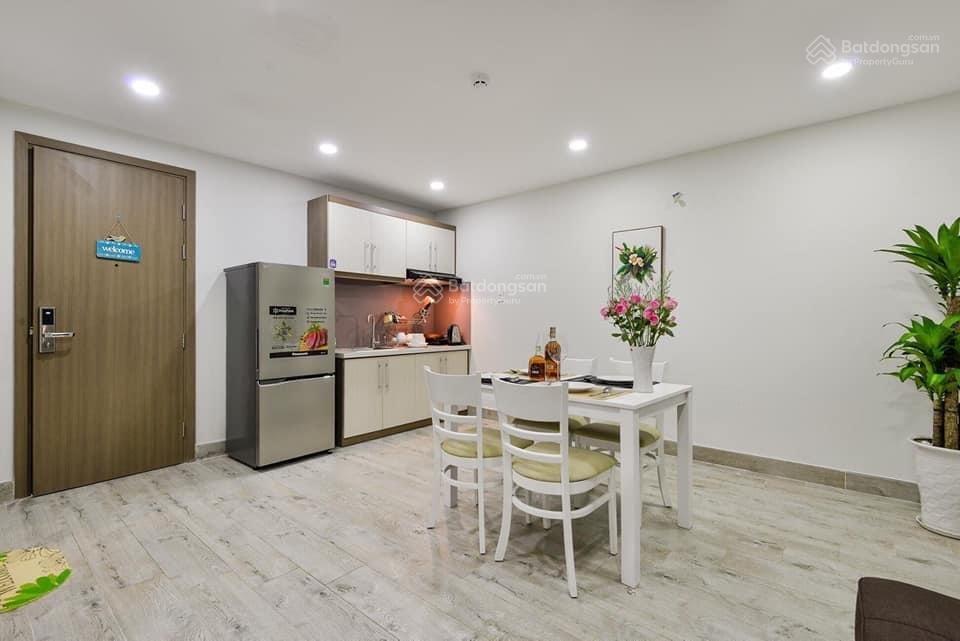 Căn hộ full nội thất đón nắng  ngay bờ kè hoàng sa quận 3