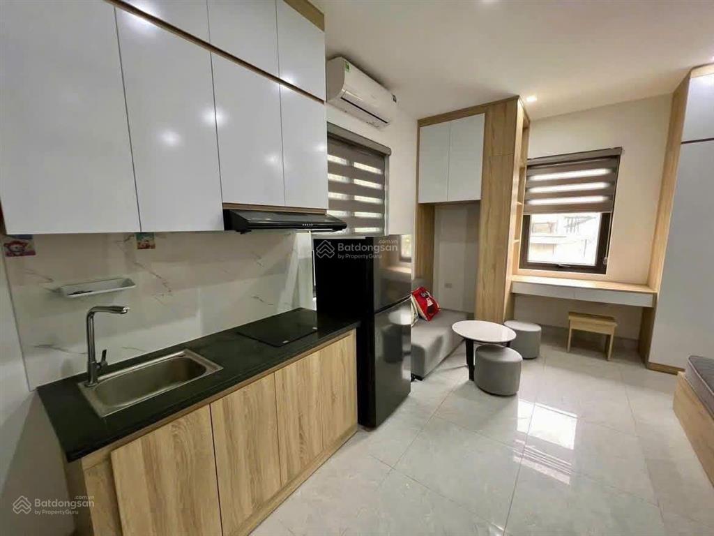 Gác lửng đón nắng  3' đến đh hutech, ngoại thương bình thạnh
