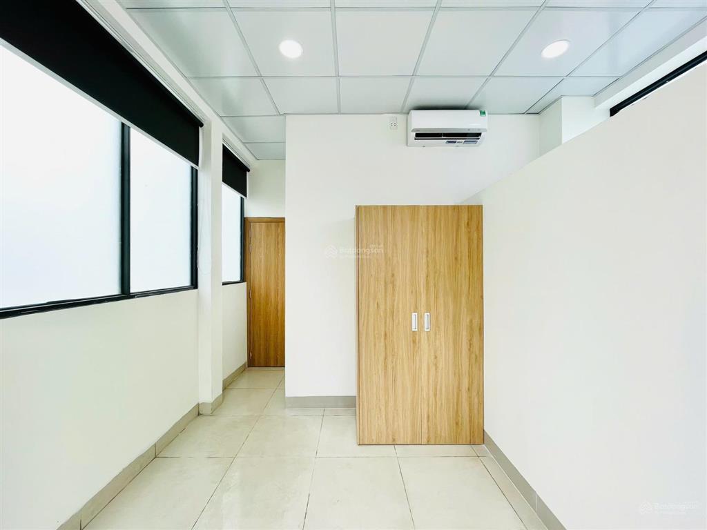Phòng đón nắng  bùi đình túy gần học viện cán bộ bình thạnh