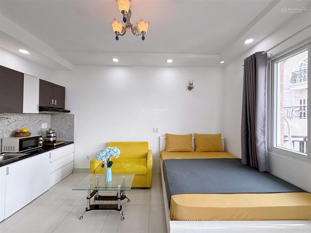 Căn hộ đón gió ngay bên bờ kè lê văn sỹ, gần coop nhiêu lộc quận 3