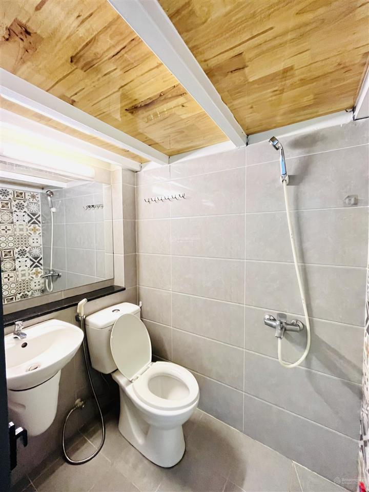 Gác lửng  âu cơ, 5 đi công viên đầm sen, gần đh văn hiến tân phú