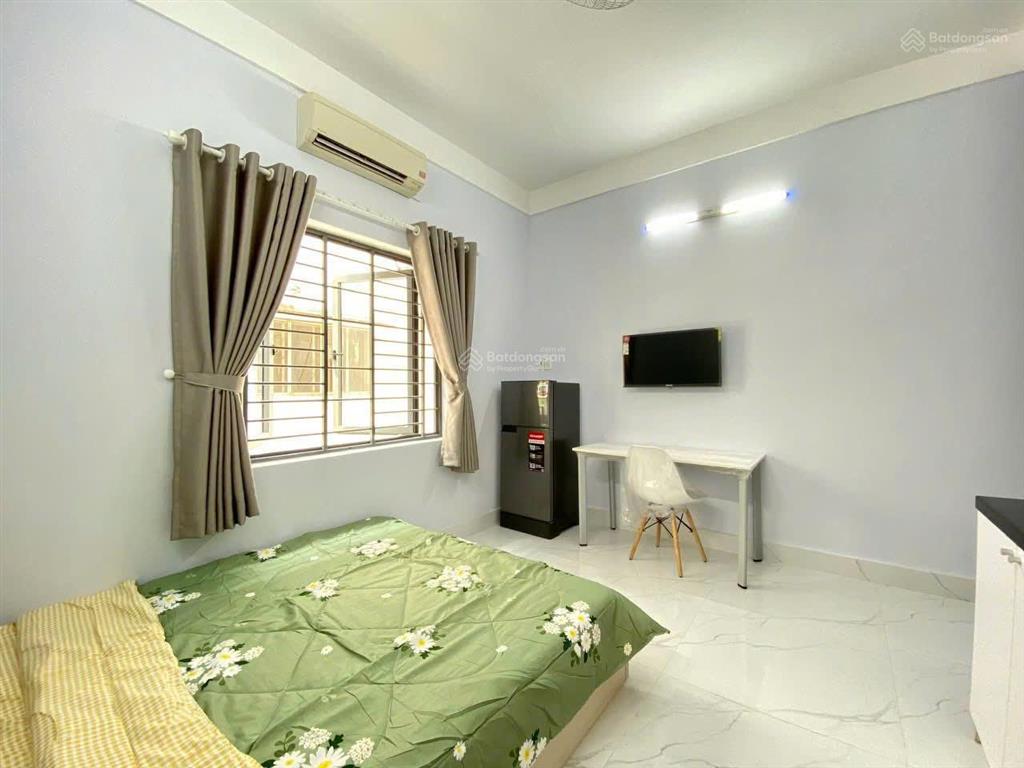Phòng đón nắng  3' đến đh hutech, bến xe miền đông bình thạnh