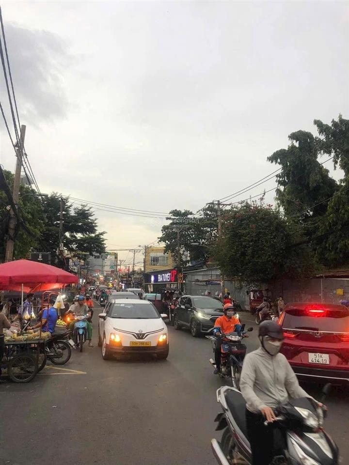 Bán 290m2 đất, ngang 8,5m. mặt tiền đường đỗ xuân hợp, phước long b , quận 9