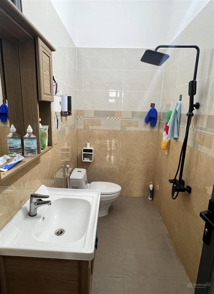 Bán nhà trung tâm phước bình, quận 9 mặt tiền đường 10