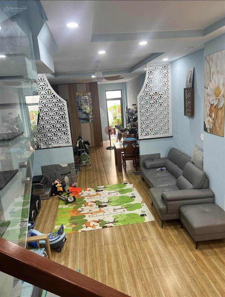 Bán nhà trung tâm phước bình, quận 9 mặt tiền đường 10