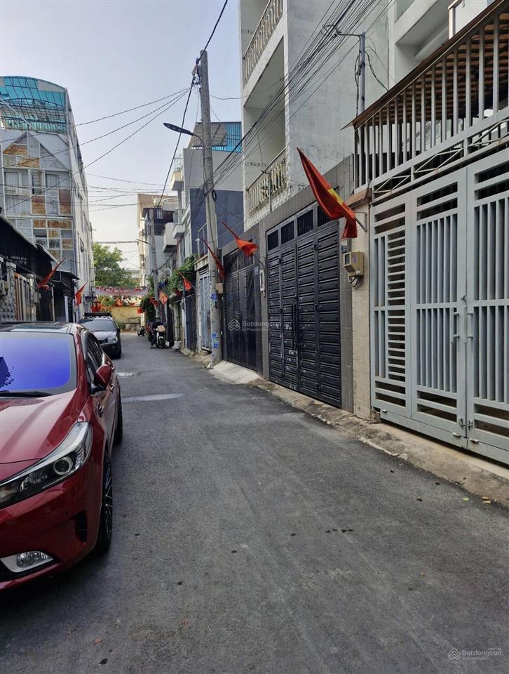 Bán nhà 3 tầng đường 16 ,linh xuân(linh trung cũ) ,tặng toàn bộ nội thất cao cấp, gần trường học