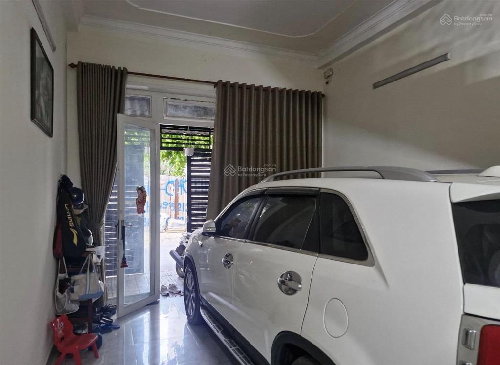 Bán nhà 3 tầng đường 16 ,linh xuân(linh trung cũ) ,tặng toàn bộ nội thất cao cấp, gần trường học