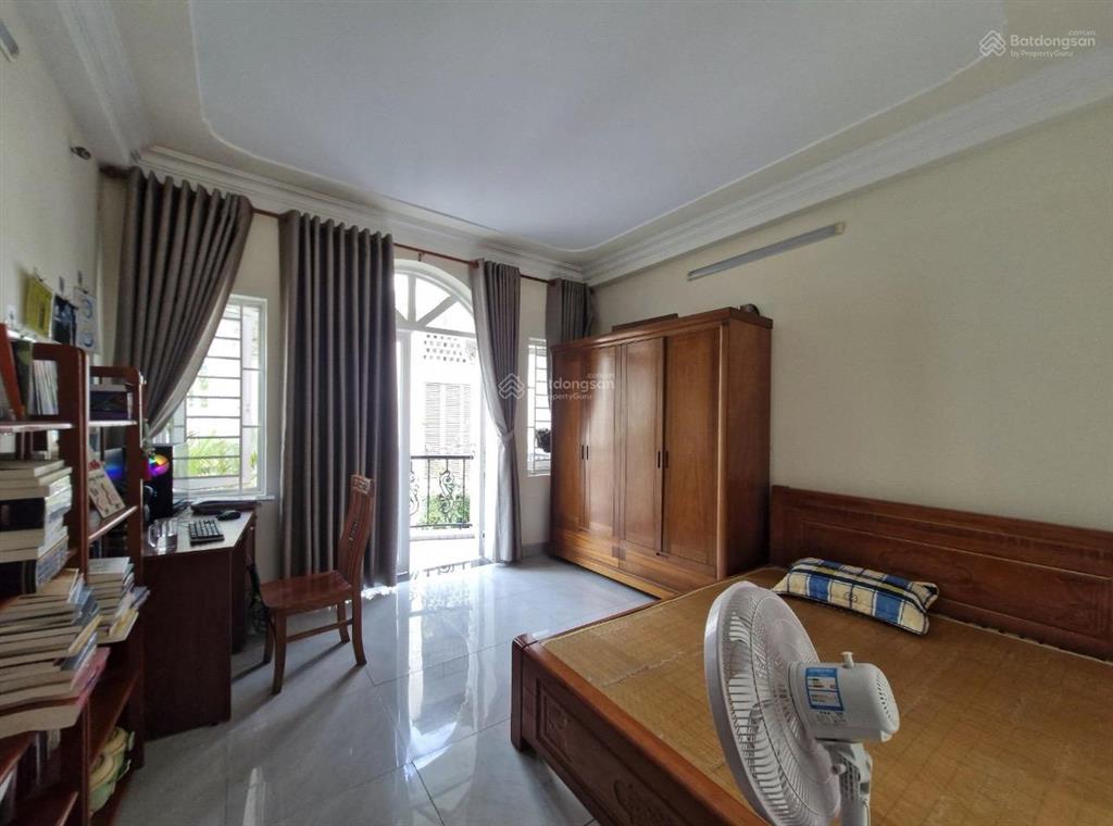 Bán nhà 3 tầng đường 16 ,linh xuân(linh trung cũ) ,tặng toàn bộ nội thất cao cấp, gần trường học