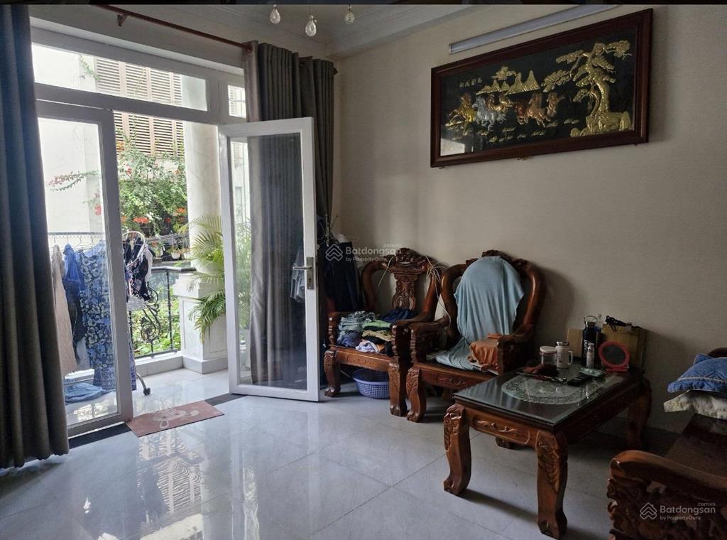 Bán nhà 3 tầng đường 16 ,linh xuân(linh trung cũ) ,tặng toàn bộ nội thất cao cấp, gần trường học