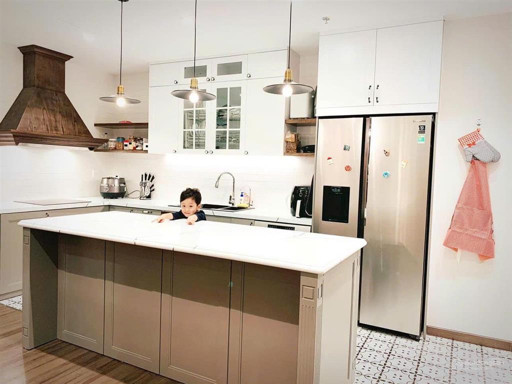 Cho thuê cặp đập thông 132m2 nội thất cao cấp, đầy đủ tiện nghi vinhomes symphony riverside