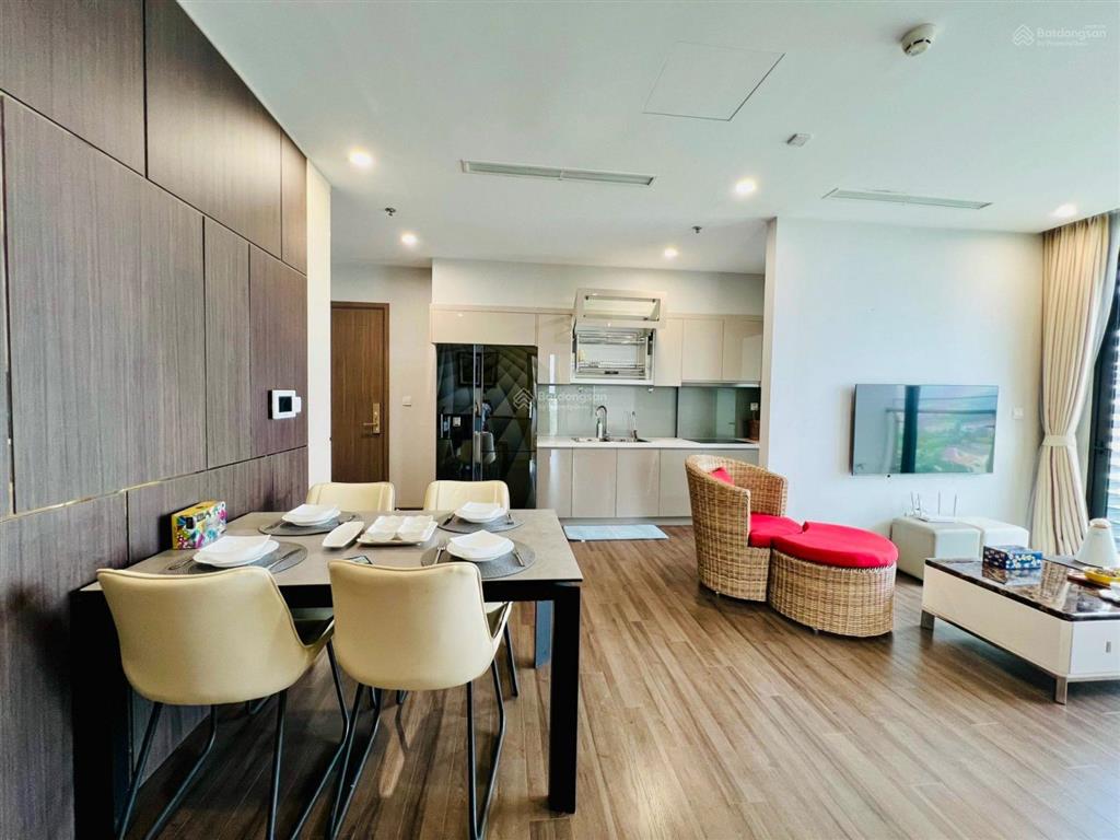 Cho thuê căn 3 phòng ngủ vinhomes symphony view triệu đô, đủ đồ sang xịn mịn gần trường quốc tế bis
