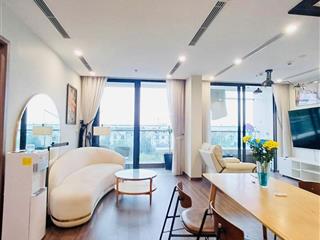 Bán siêu phẩm đập thông 130m2 hoàn thiện, tầng đẹp view bể bơi full nội thất vinhomes symphony