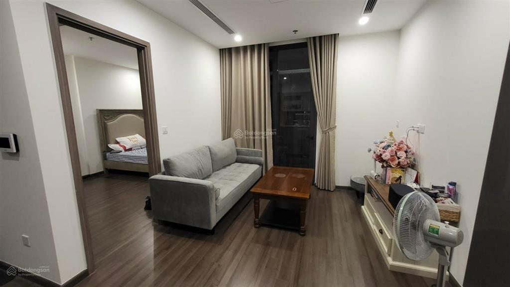 Bán gấp căn 1 phòng ngủ nội thất chủ đầu tư vinhomes symphony riverside, giá không thể tốt hơn
