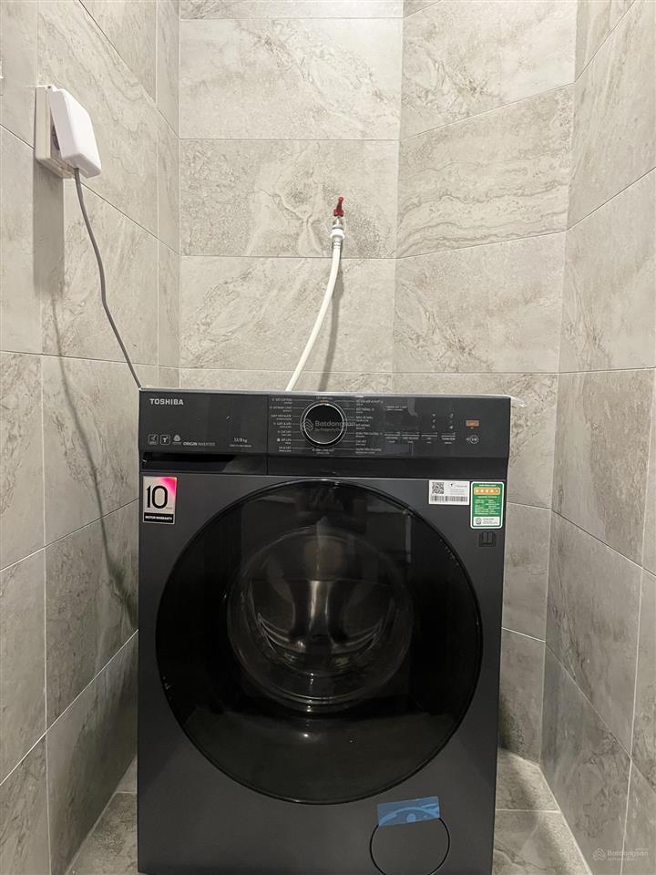 Cho thuê căn 2 ngủ 2 vệ sinh full nội thất sang xịn mịn, view thoáng vinhomes symphony giá cực tốt