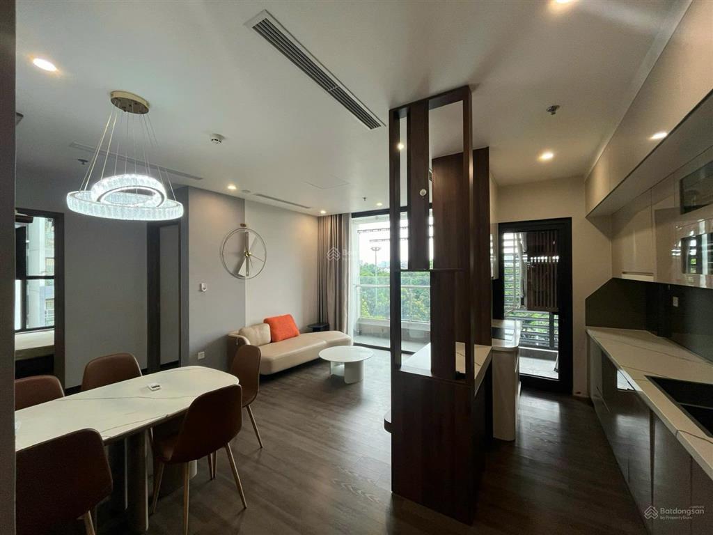 Cho thuê căn 3 phòng ngủ vinhomes symphony view triệu đô, đủ đồ sang xịn mịn gần trường quốc tế bis