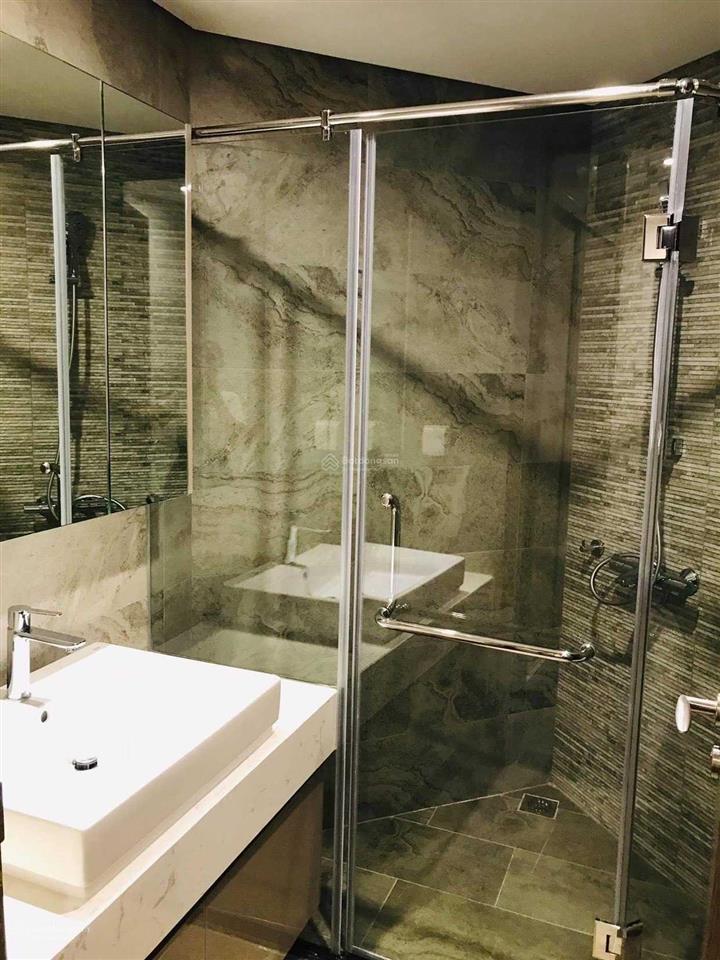Bán cắt lỗ căn 2 ngủ 2 vệ sinh 68m2 nội thất chủ đầu tư view thoáng vinhomes symphony