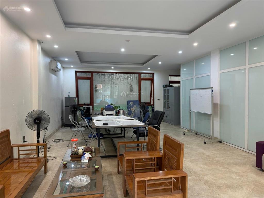 Cho thuê văn phòng 70m tại khu đô thị mới văn quán, 12tr có tl, tầng 1 gần hồ văn quán  097375776