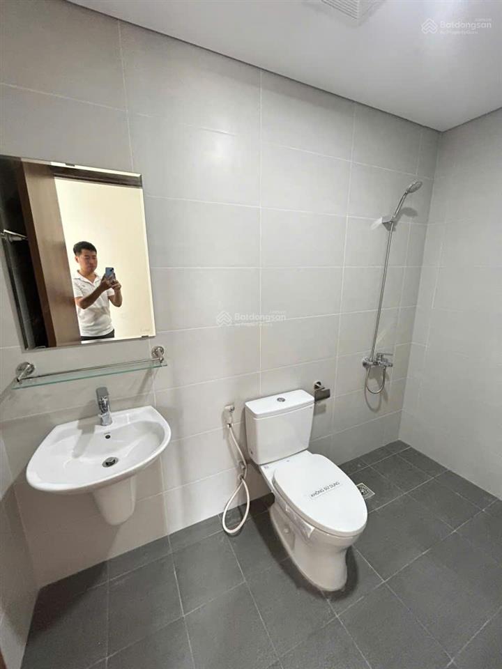 Tôi cần bán gấp căn hộ 62m2, 2pn, 2pn, tại chung cư yên bình complex, cạnh sam sung thái nguyên