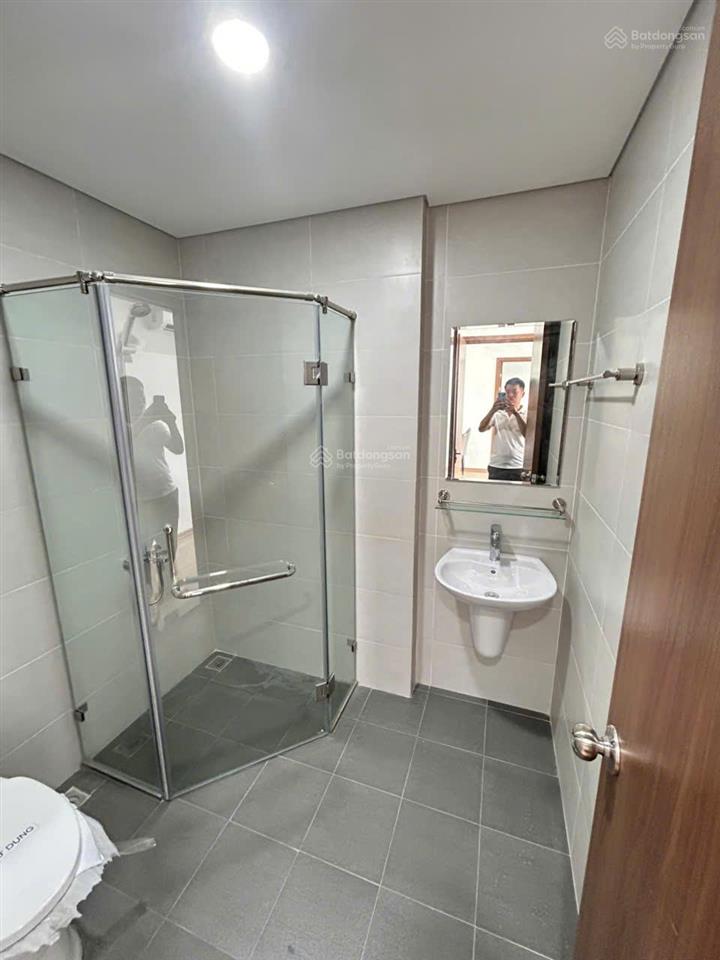 Tôi cần bán gấp căn hộ 62m2, 2pn, 2pn, tại chung cư yên bình complex, cạnh sam sung thái nguyên
