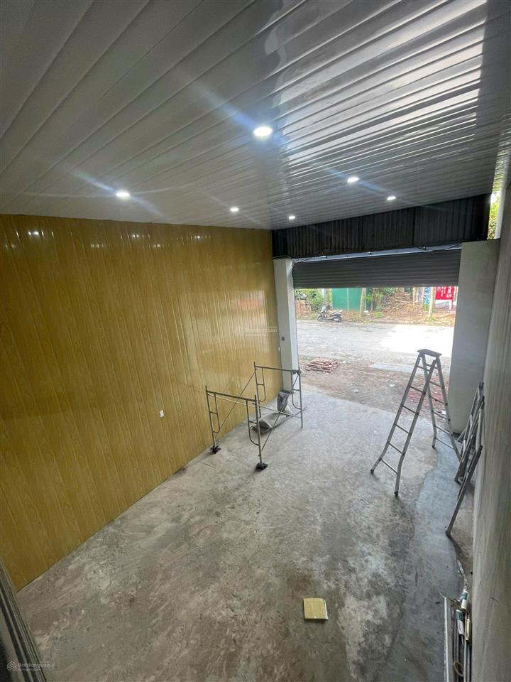 Cho thuê nhà cấp 4 có gác xép mặt đường lớn làm nhà ở, văn phòng công ty, kho xưởng sản xuất.