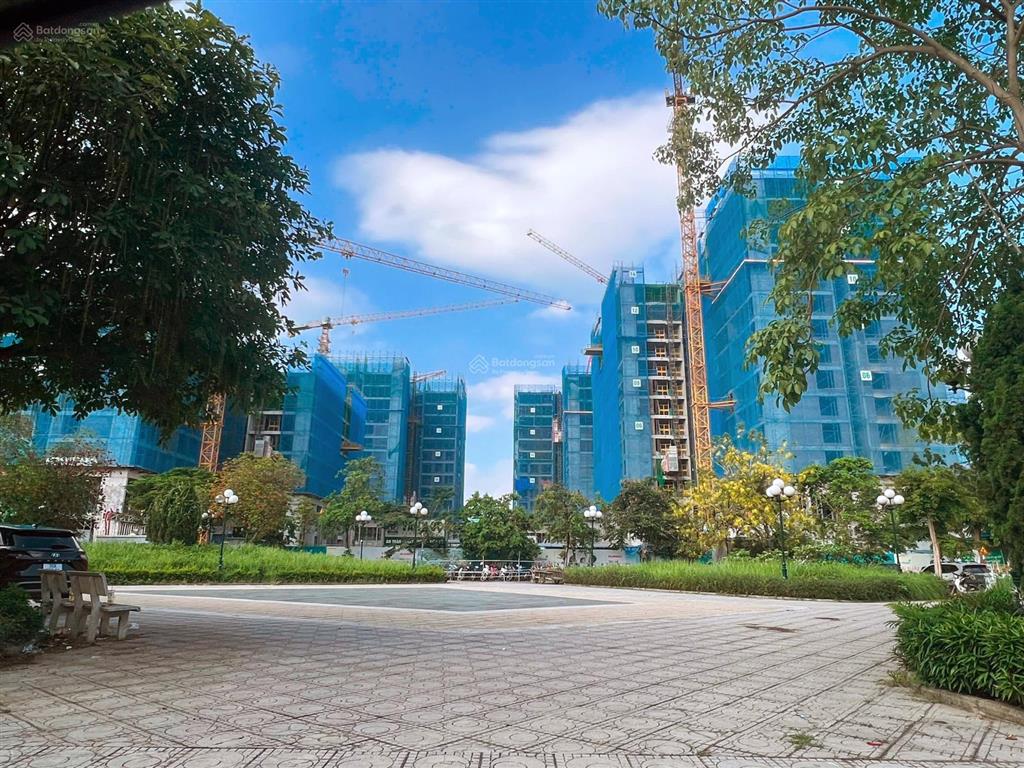 Bán căn nhà vườn c24 mặt đường 20m khu c geleximco lê trọng tấn