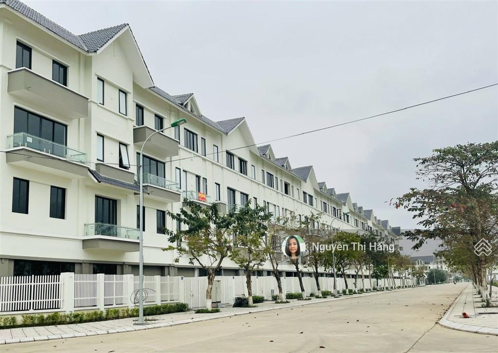 Bán 2 căn nhà vườn c24 và c25 mặt đường 20m khu c geleximco lê trọng tấn