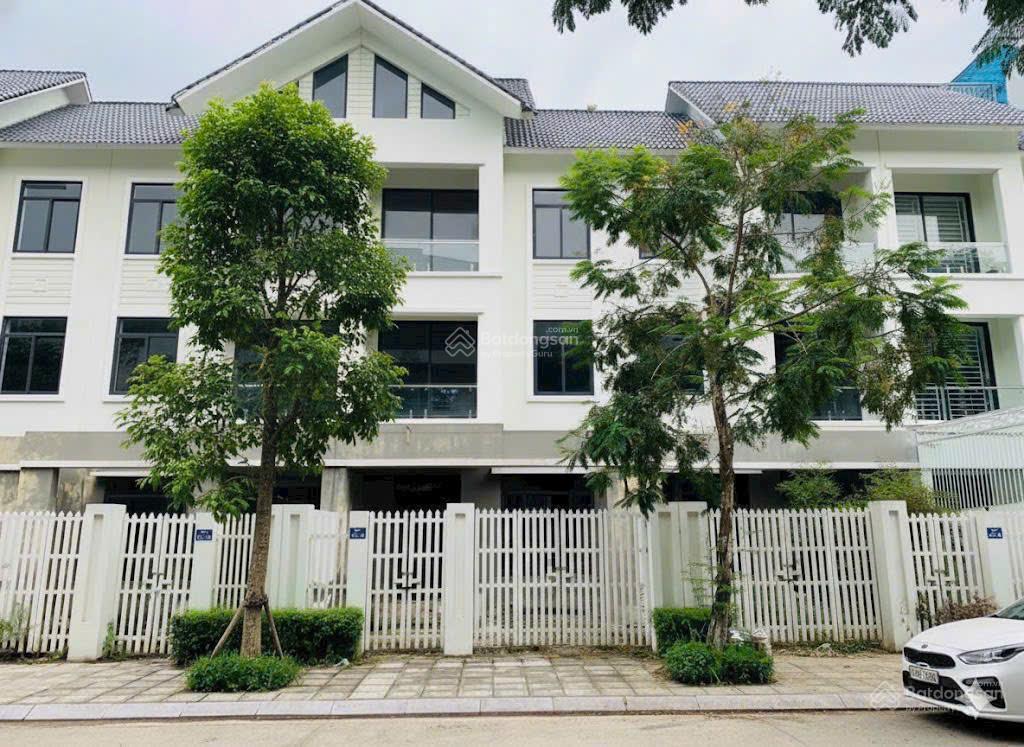 Bán nhà vườn d4 mặt vườn hoa geleximco lê trọng tấn