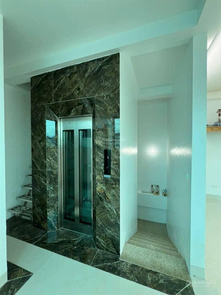 Building 86m2 8t thang máy! mặt phố nguyễn thị thập, kinh doanh đắc địa, vỉa hè mỗi bên 5m