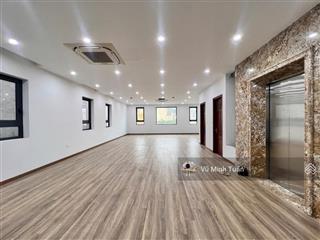 Toà nhà building sát phố vũ trọng phụng, 123m2 thông sàn 7 nổi 1 hầm, kinh doanh ô tô 2 chiều