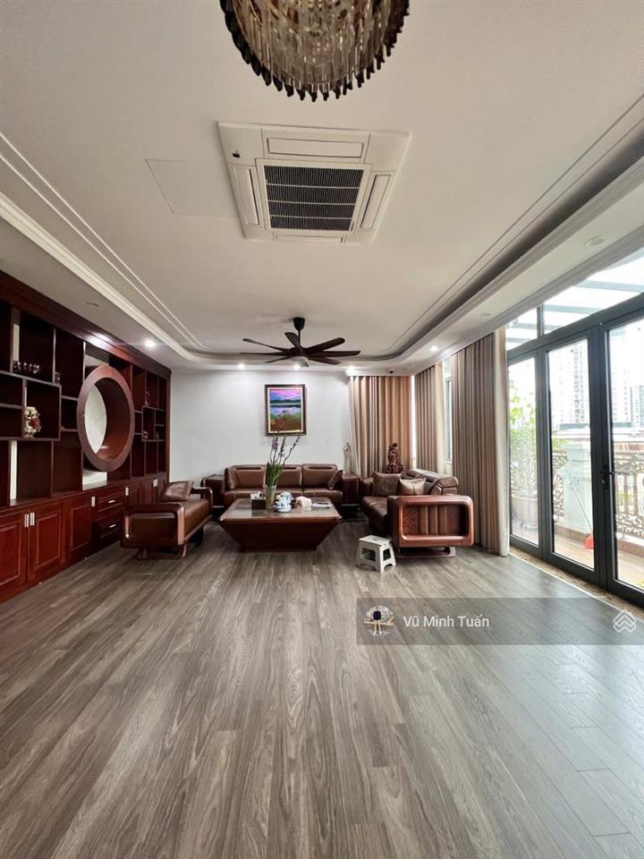 Toà nhà building sát phố vũ trọng phụng, 123m2 thông sàn 7 nổi 1 hầm, kinh doanh ô tô 2 chiều