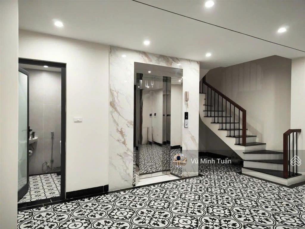 Siêu phẩm 65m2 6 tầng thang máy, phân lô sát mặt khuất duy tiến, vỉa hè, ô tô tránh, kd đỉnh cao!