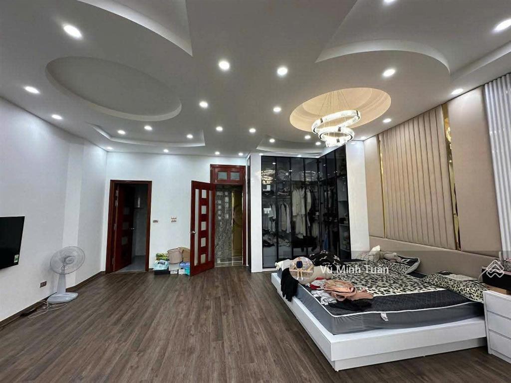 Phân lô phố lê văn thiêm, thanh xuân 68m²  mt 6m  vỉa hè rộng  ô tô 2 làn dừng đỗ  kinh doanh!