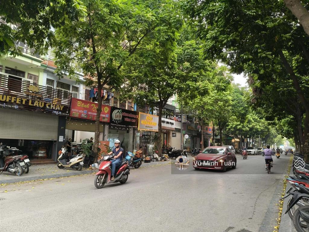 Phân lô sát mặt phố nguyễn văn huyên 90m2 5t mặt tiền rộng gần 6m, 2 làn ô tô, vỉa hè kinh doanh