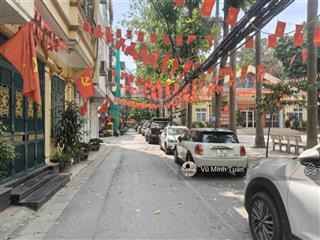 Bán gấp nhà riêng 5 tầng pl ngụy như kon tum, phường nhân chính, 55m2, 5t ô tô, kinh doanh, vỉa hè
