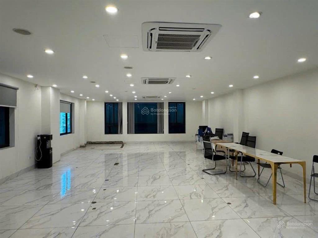 Giá đầu tư, toà nhà văn phòng mặt phố liễu giai, 120 tỷ, 138m2, 8 nổi 2 hầm, qh ổn định