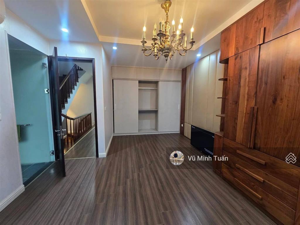 Phân lô phố đỗ quang, vỉa hè kinh doanh, ô tô 2 chiều 58m2 6t, thang máy, full nội thất