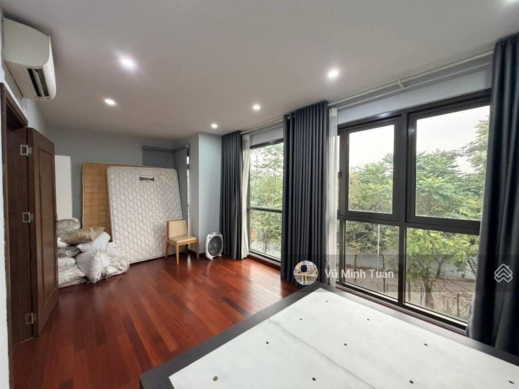 Phân lô phố đỗ quang, vỉa hè kinh doanh, ô tô 2 chiều 58m2 6t, thang máy, full nội thất