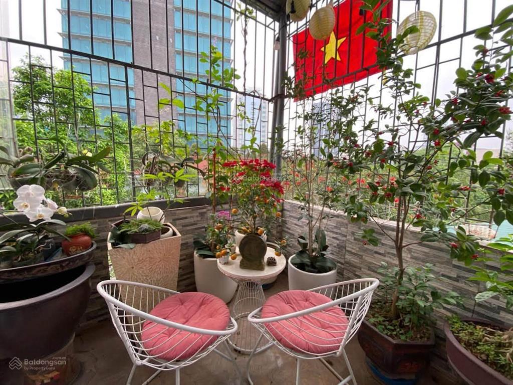 Bán nhà phân lô phố ngụy như kon tum, ô tô tránh, vỉa hè kinh doanh, giá tốt 14,8 tỷ, 39m2, 5 tầng