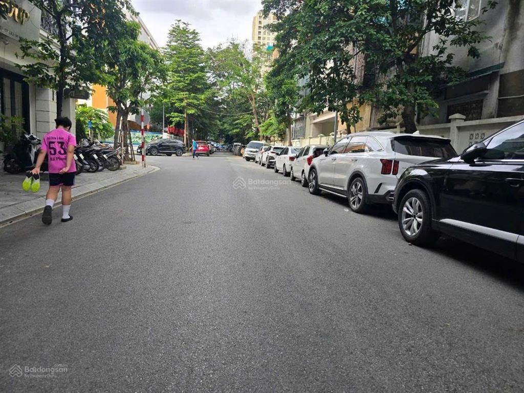 Bán nhà phân lô phố nguyễn tuân 48m2, mt hơn 4m ô tô ra vào, ở sướng, kinh doanh tốt