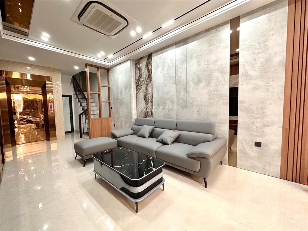 Bán nhà khuất duy tiến giao ngụy như kon tum 38m2 x 5t, phân lô vỉa hè, 2 làn ôtô tránh, kinh doanh