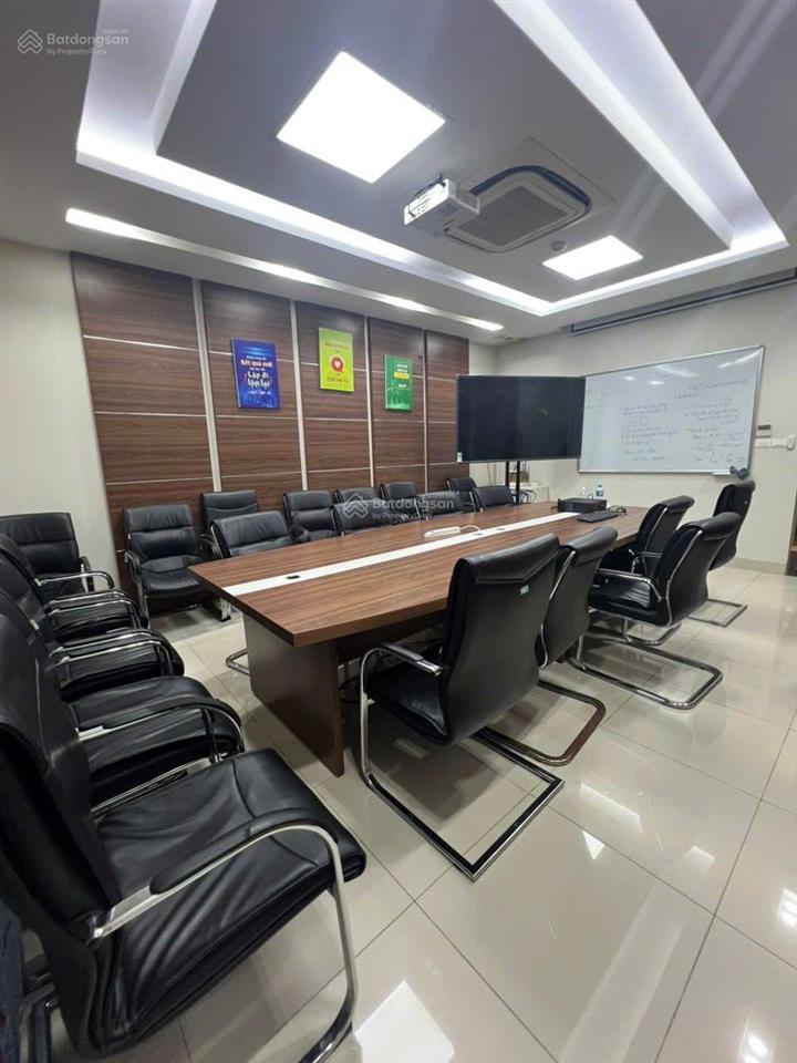 Bán nhà 61m2 * 6t thang máy, thông sàn, phân lô phạm tuấn tài, ô tô tránh, vỉa hè kinh doanh